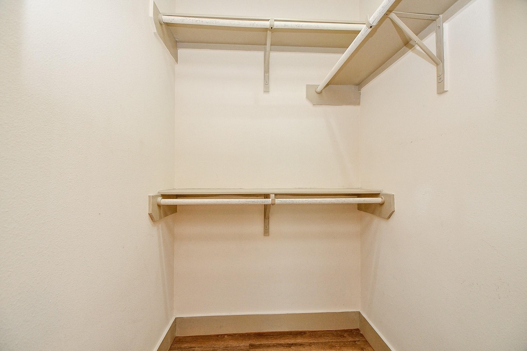 1009 Enid Street - Photo 14