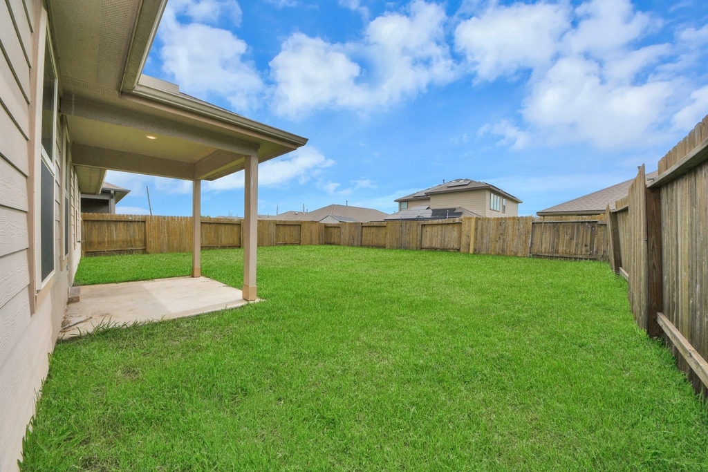 8302 Rose Petals Lane - Photo 26