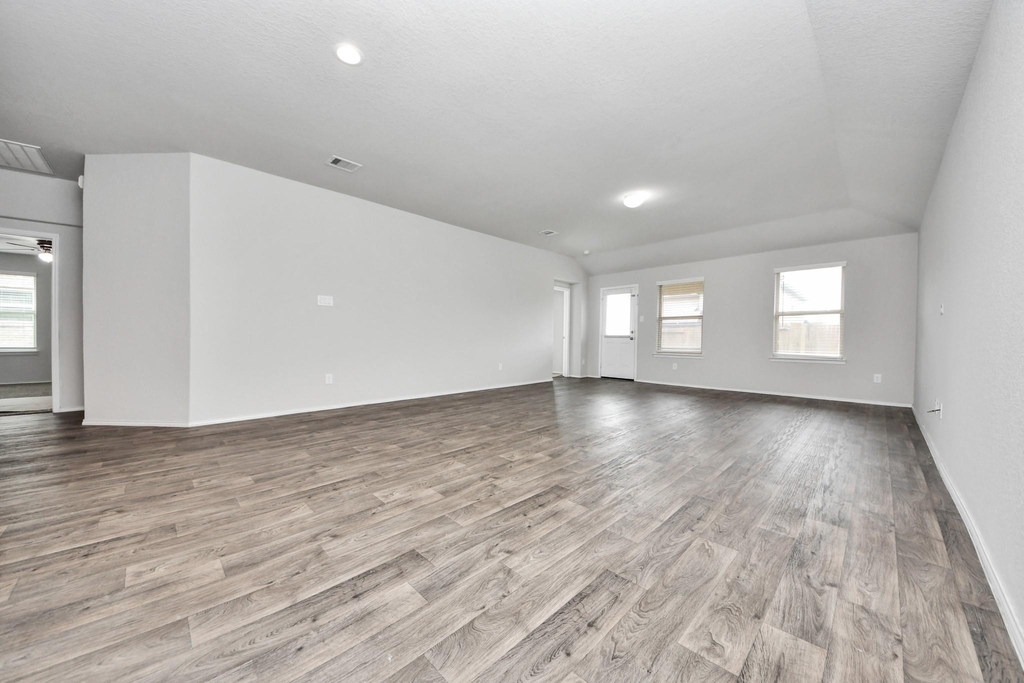 8302 Rose Petals Lane - Photo 7