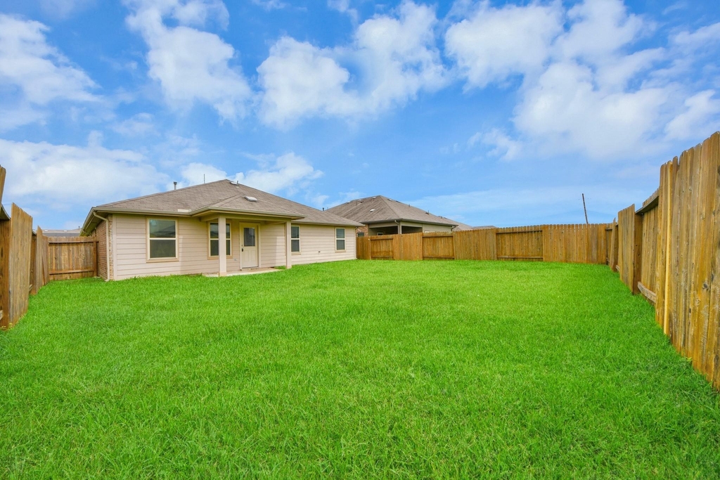 8302 Rose Petals Lane - Photo 27