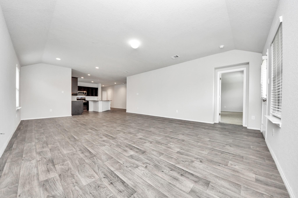 8302 Rose Petals Lane - Photo 36