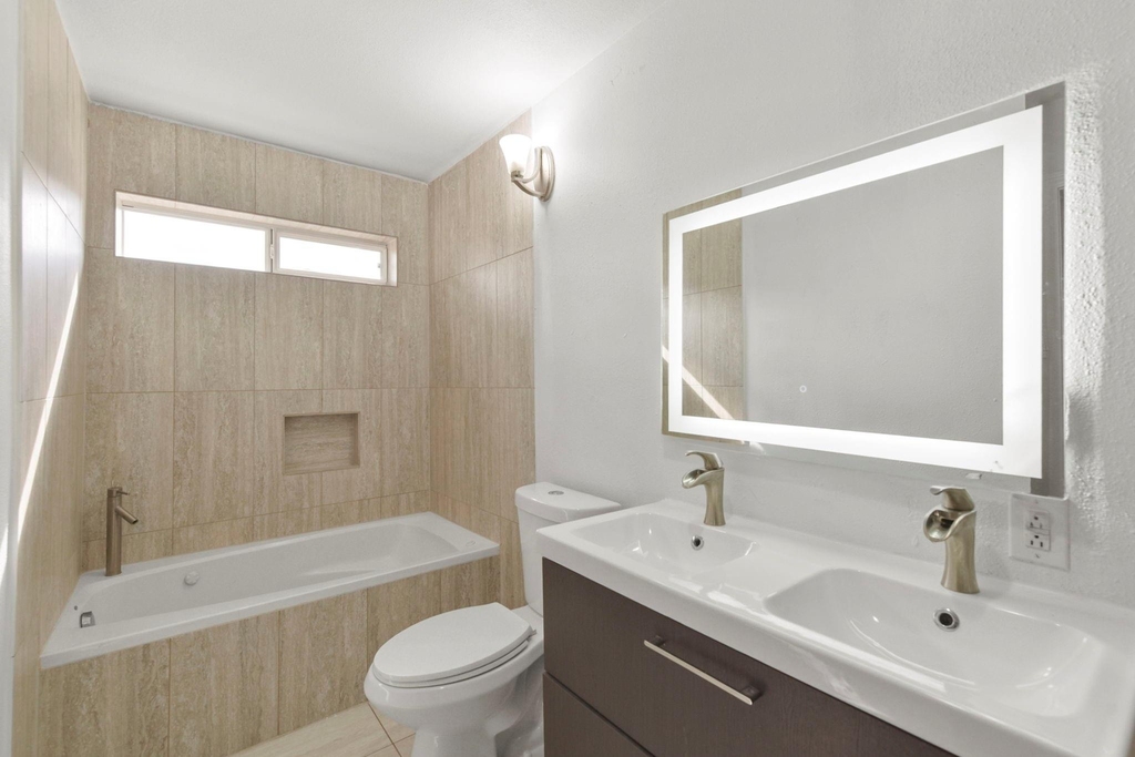 15823 Fox Springs Drive - Photo 6