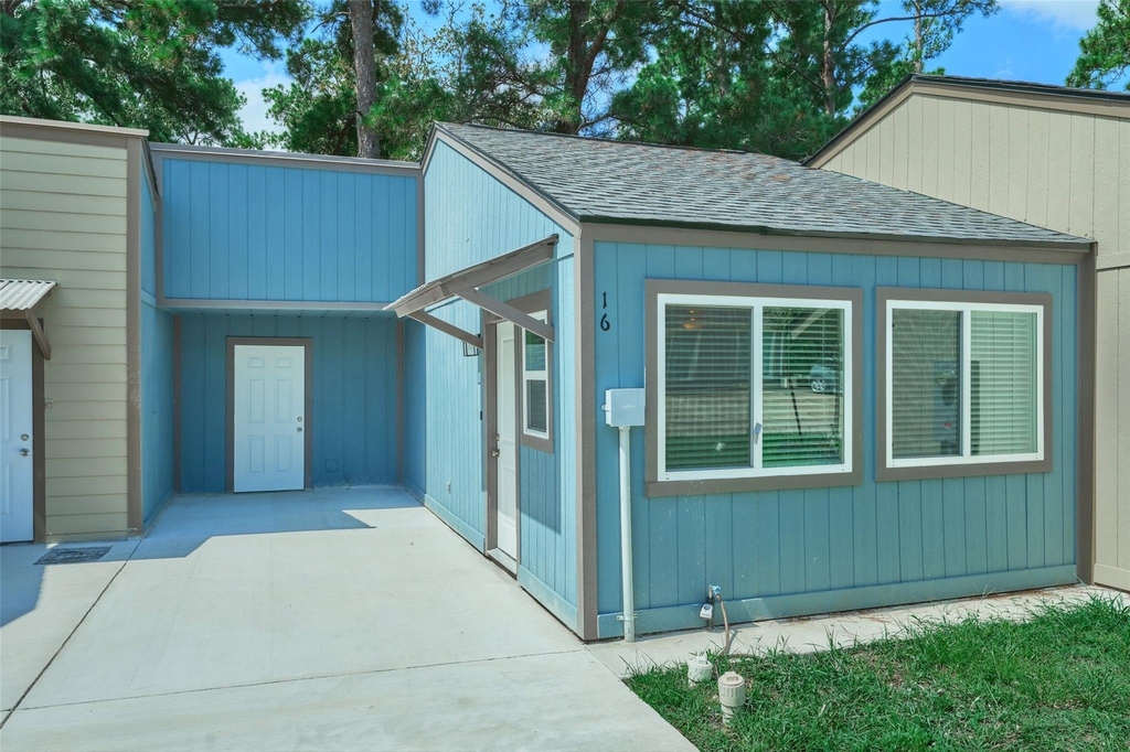 16 Harbour Row Drive - Photo 2