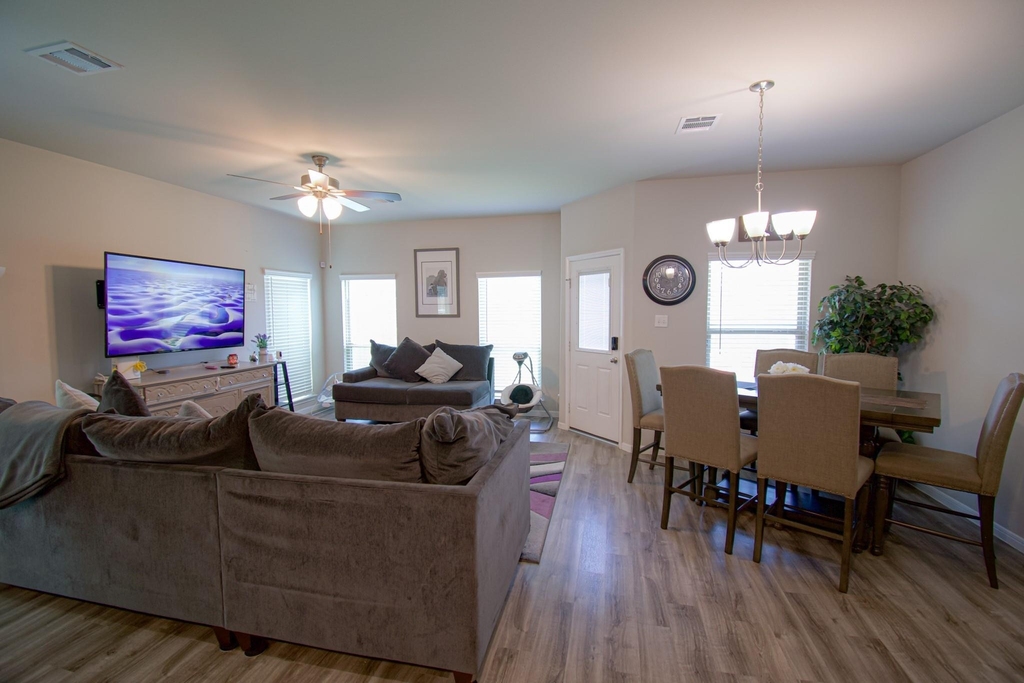12818 Sirkis Street - Photo 9