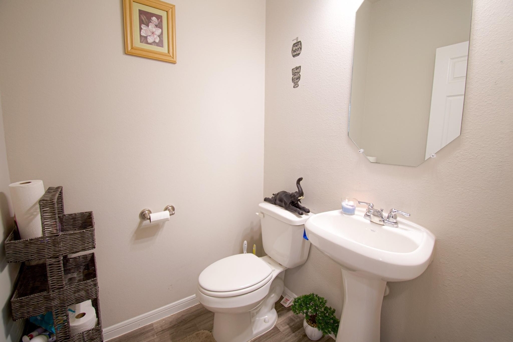 12818 Sirkis Street - Photo 5