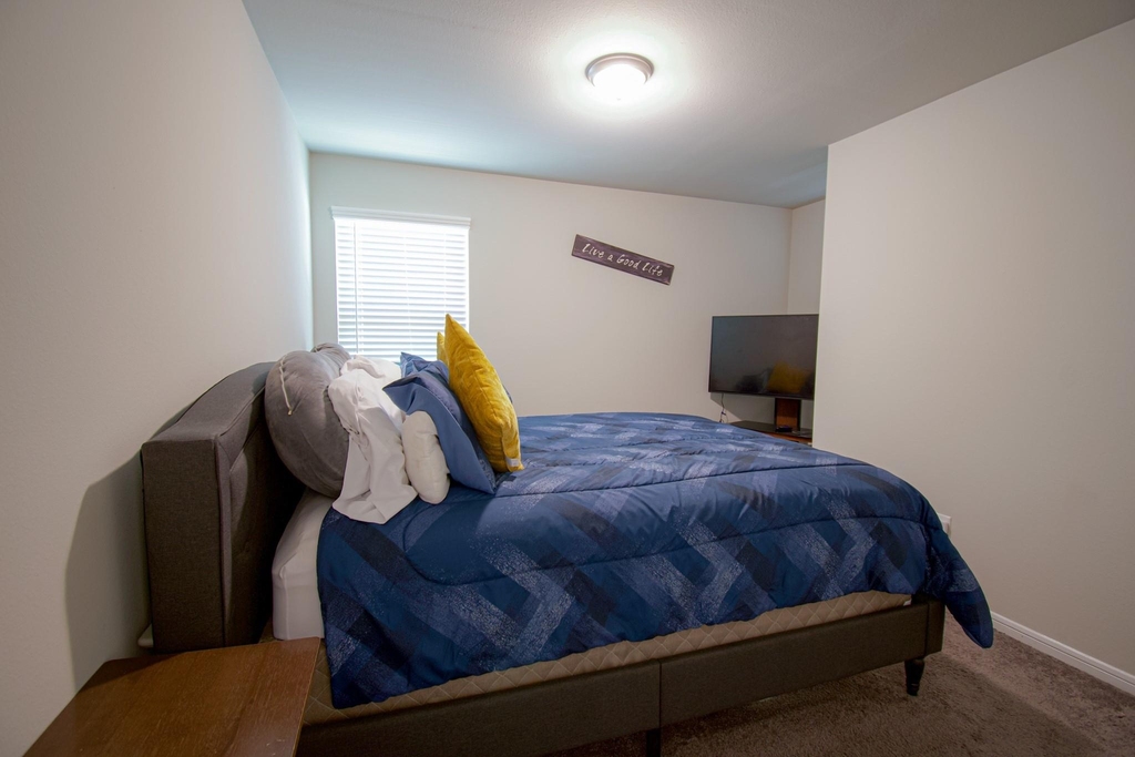 12818 Sirkis Street - Photo 20