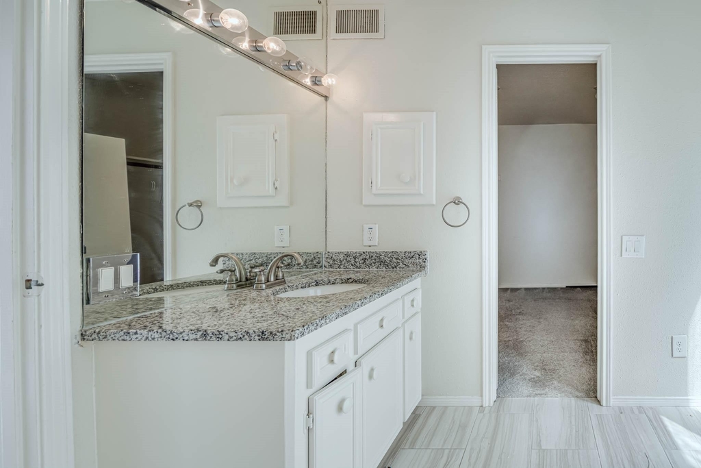 800 Country Place Drive - Photo 23