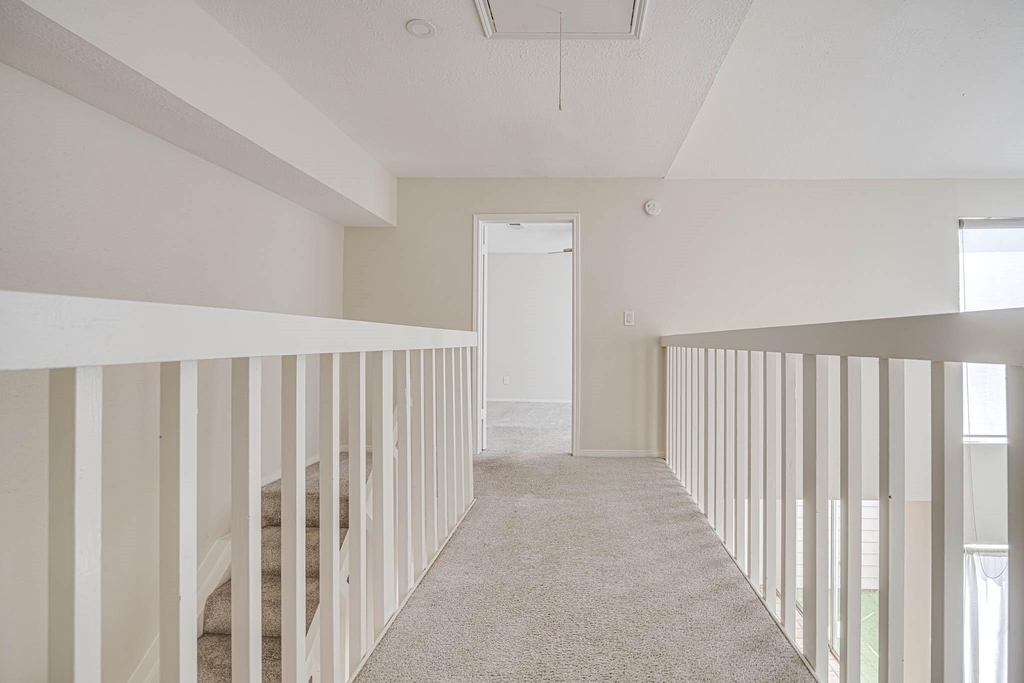 800 Country Place Drive - Photo 19