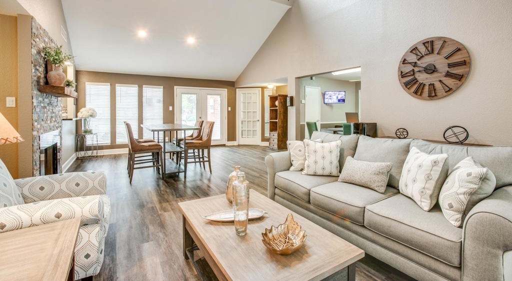 11810 Hammond Drive - Photo 12