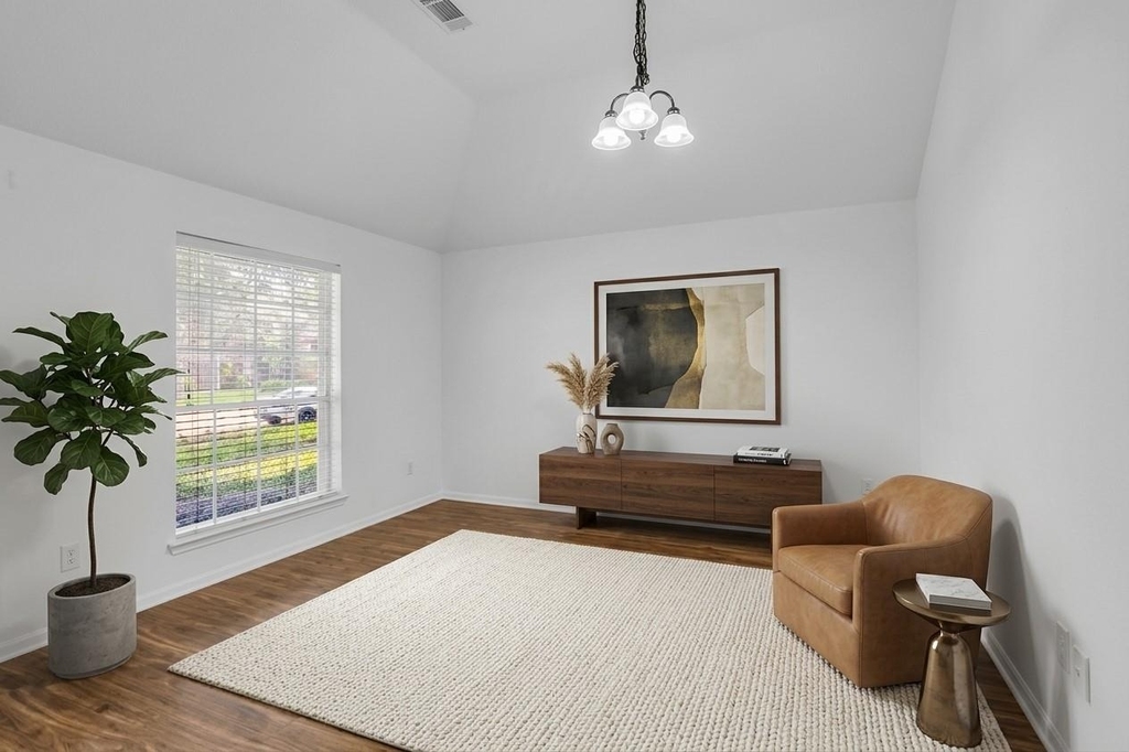 15331 Goodman Street - Photo 3
