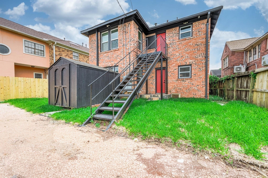 2511 Arbor Street - Photo 15