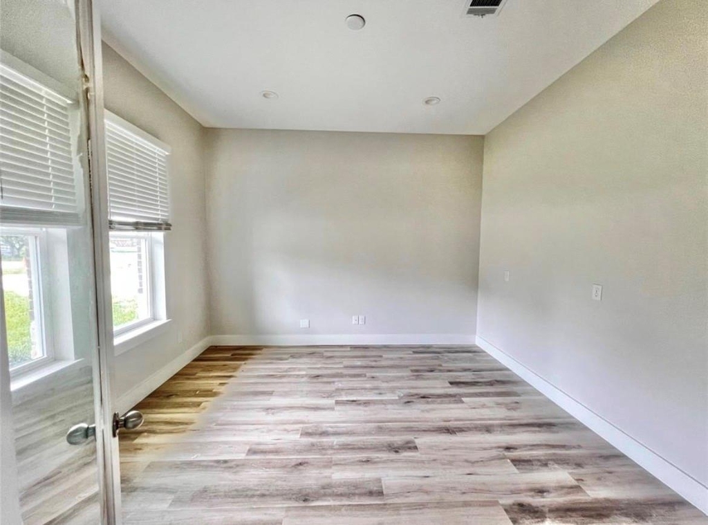 9905 Excaliburs Court - Photo 4