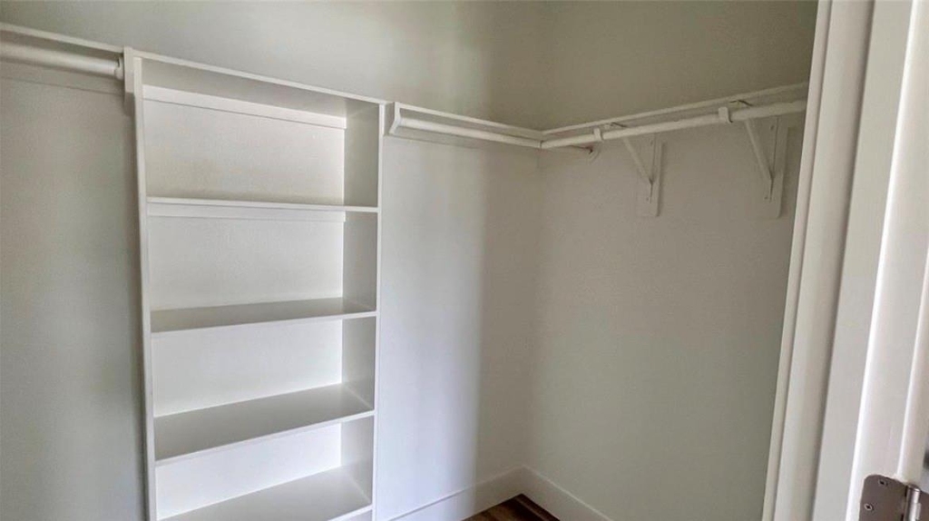 9905 Excaliburs Court - Photo 18