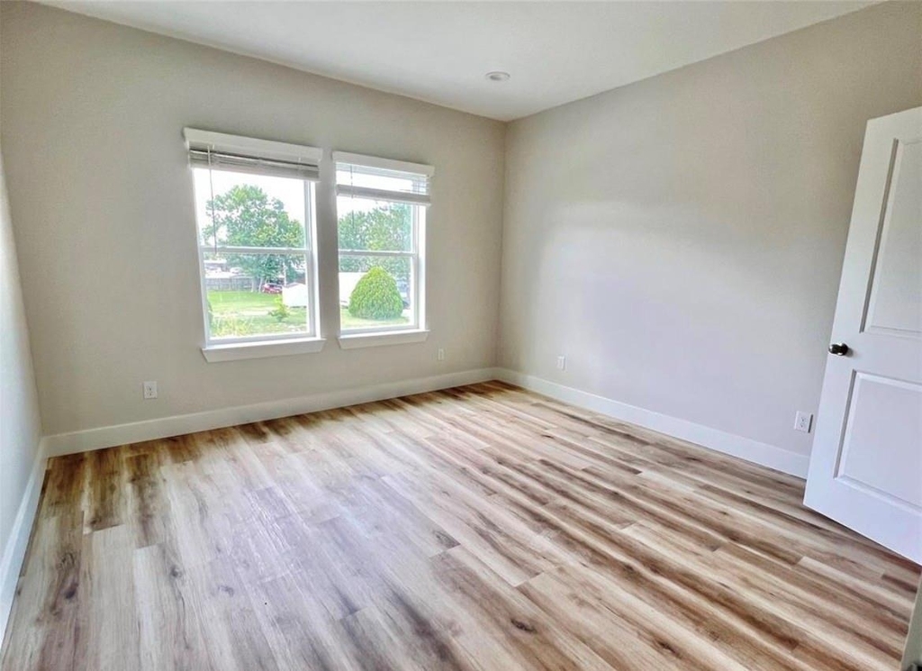 9905 Excaliburs Court - Photo 17