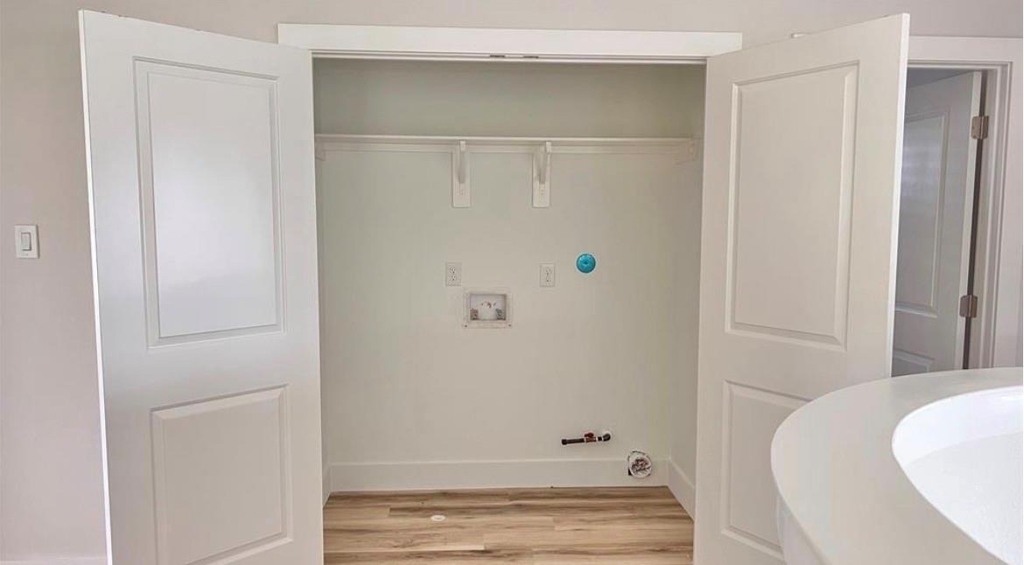 9905 Excaliburs Court - Photo 12