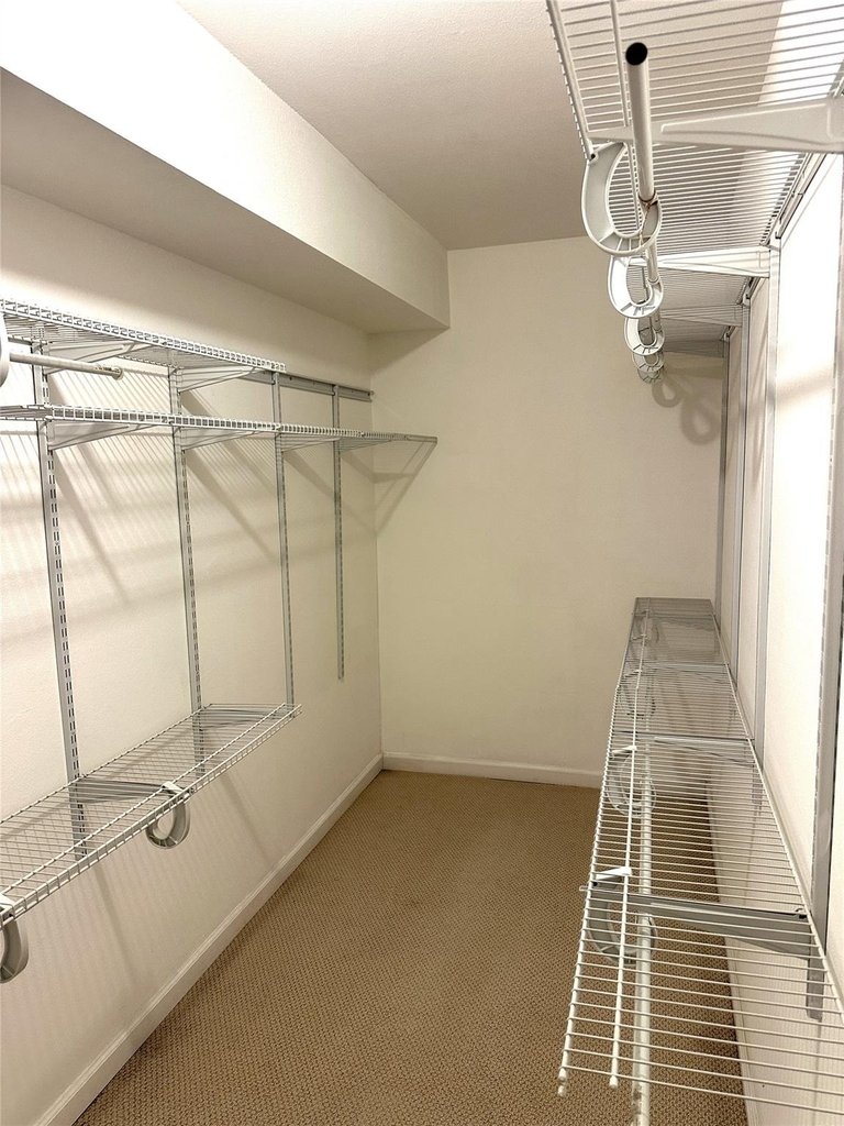359 N Post Oak Lane - Photo 11