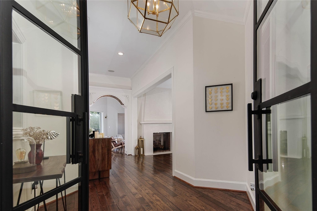 10989 Spell Road - Photo 4