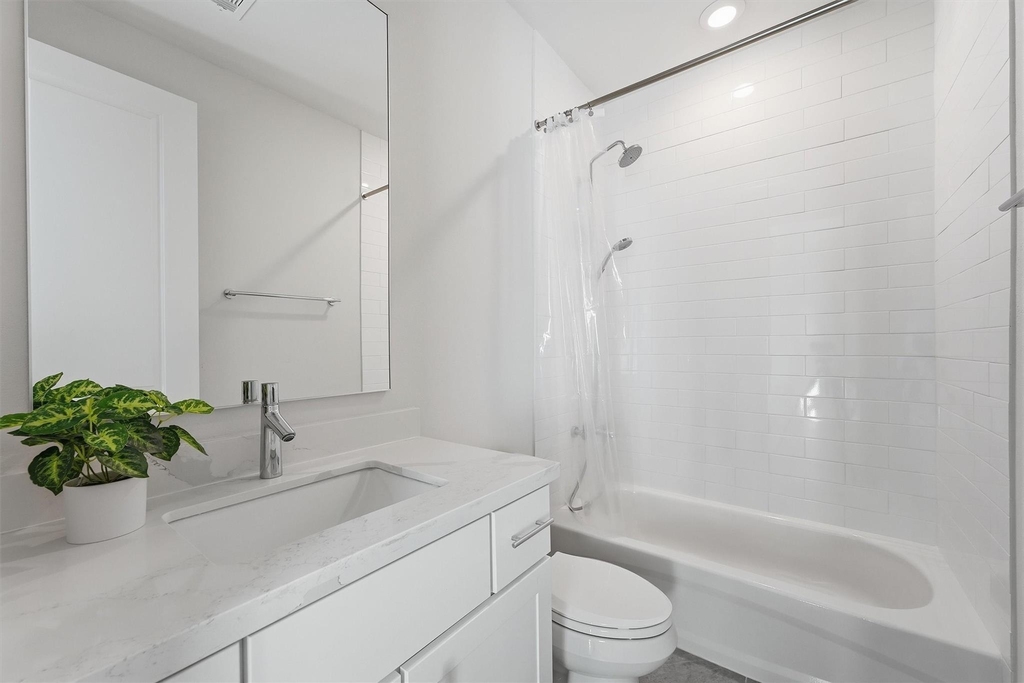 3305 W 11th Street - Photo 16