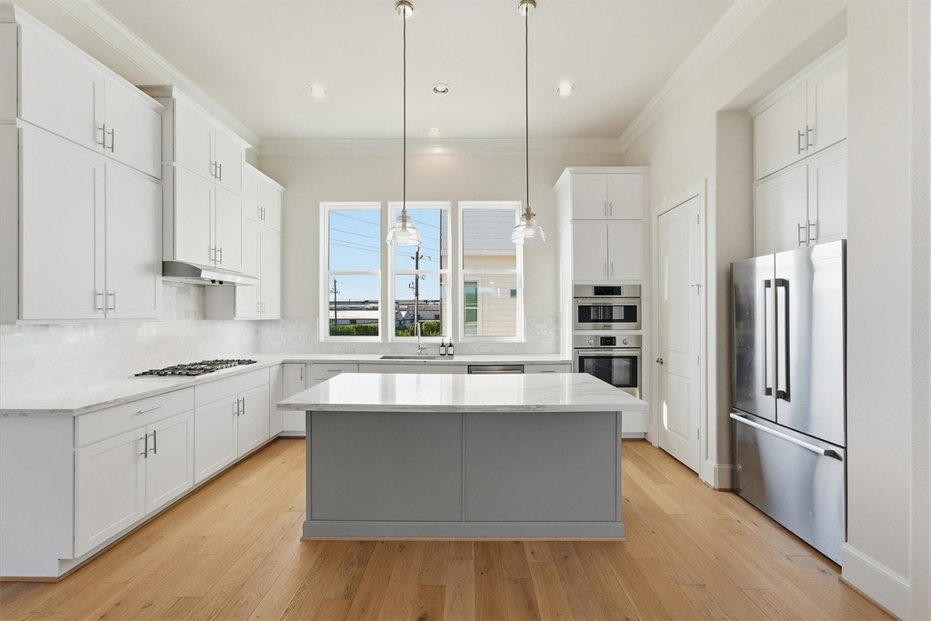3305 W 11th Street - Photo 8