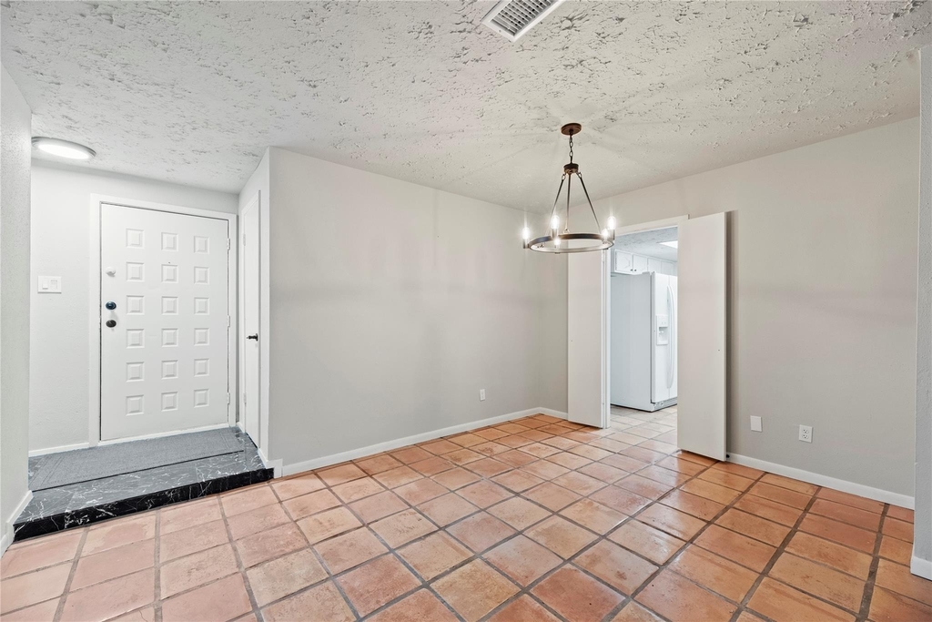 17114 Banchory Avenue - Photo 7