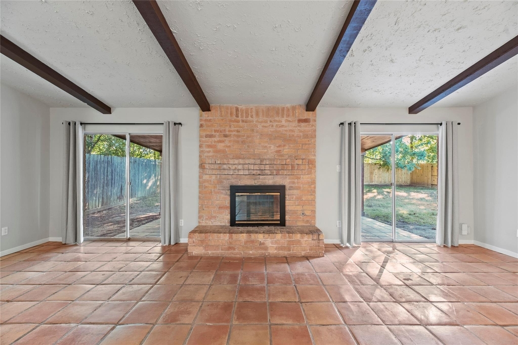 17114 Banchory Avenue - Photo 2