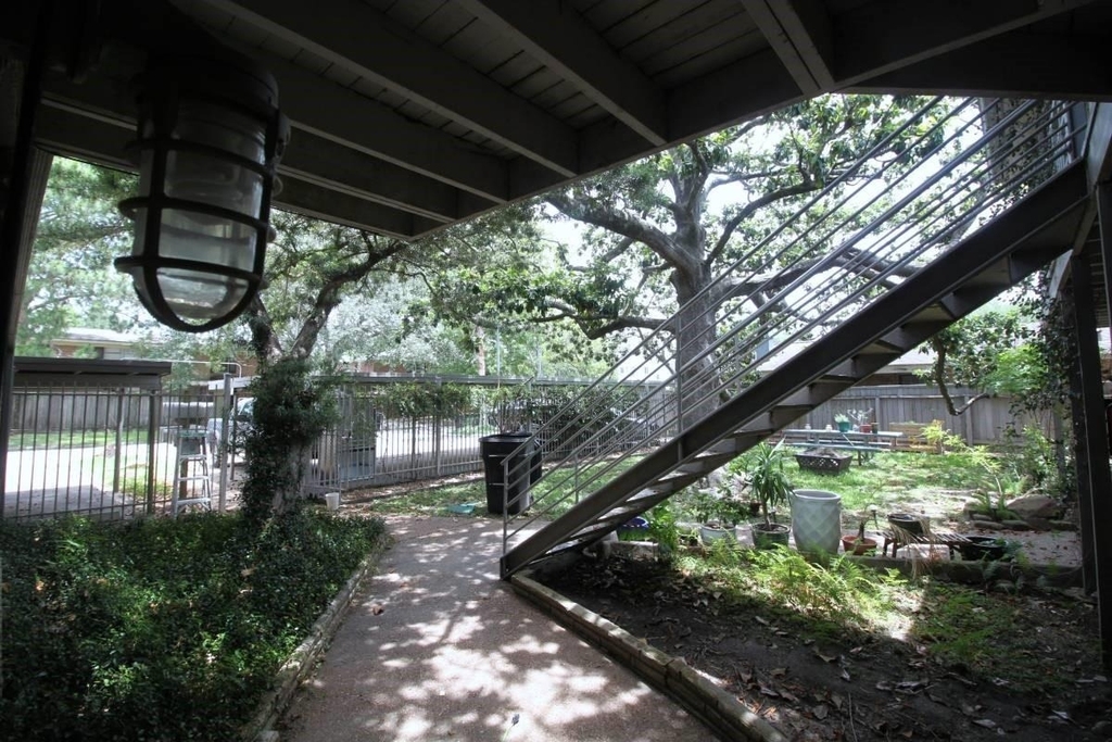 4719 Oakshire Drive - Photo 8