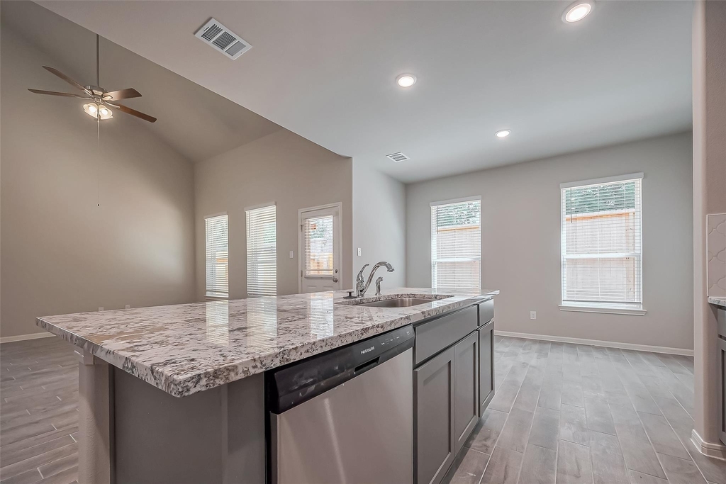 22906 Ephesus Avenue - Photo 10