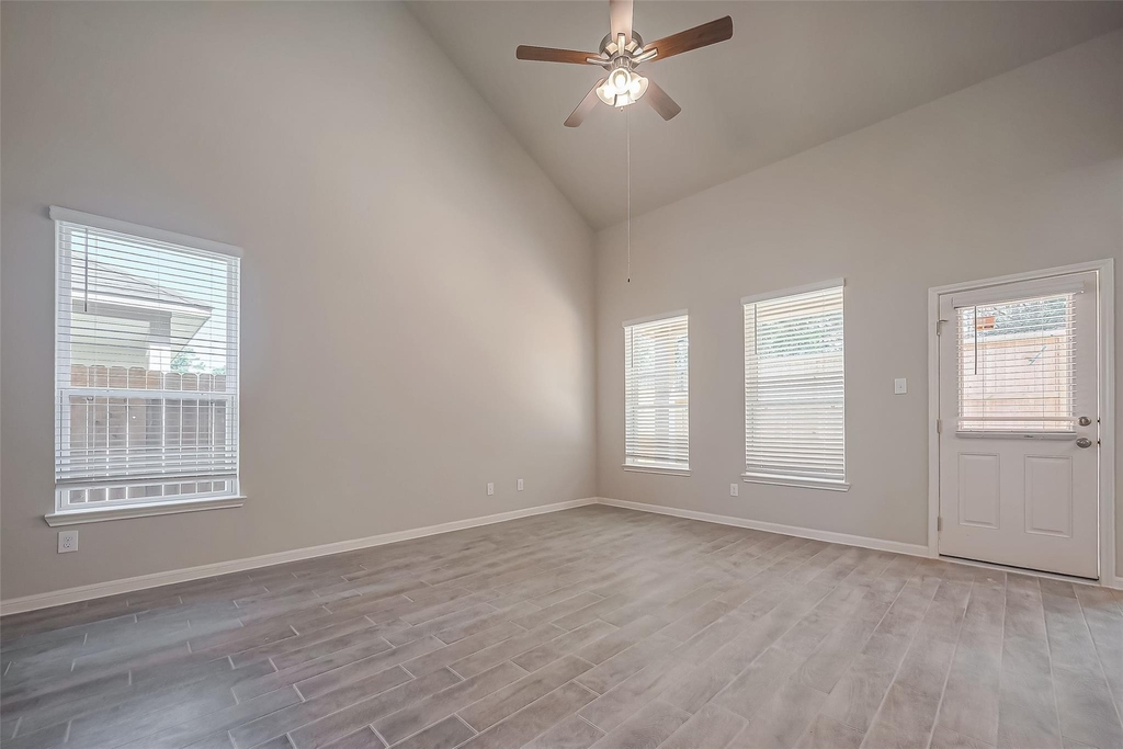 22906 Ephesus Avenue - Photo 8