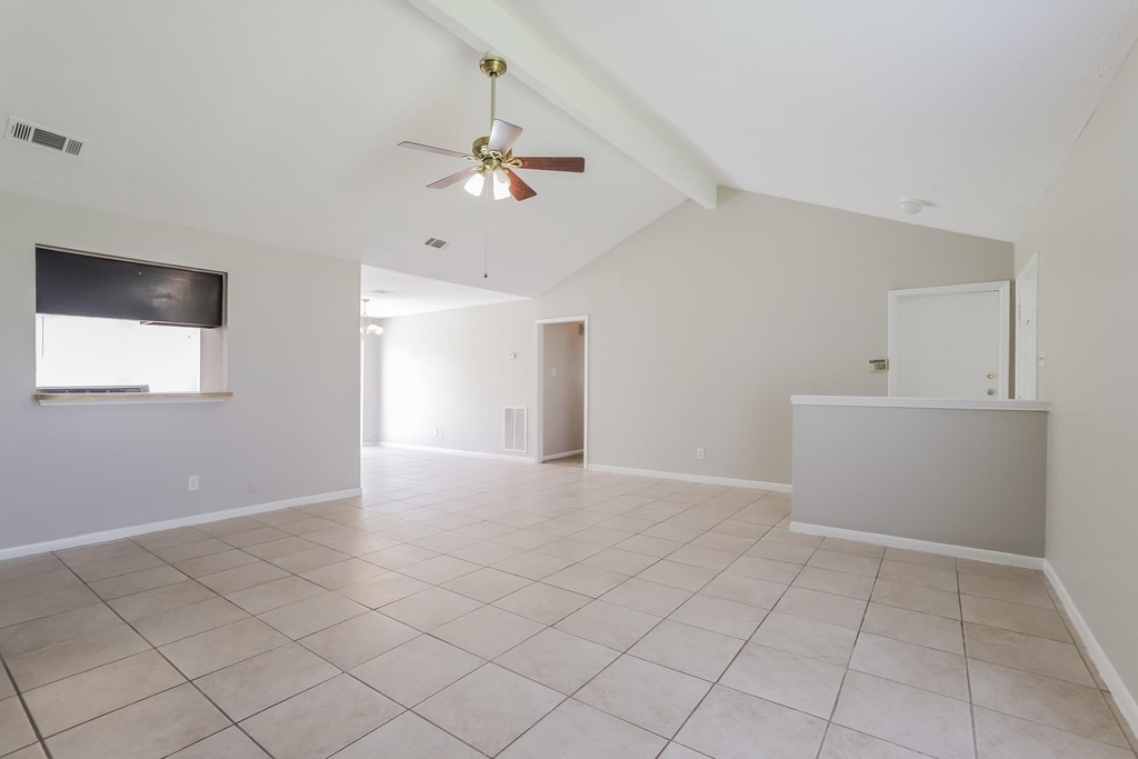 13361 Lake Breeze Lane - Photo 3