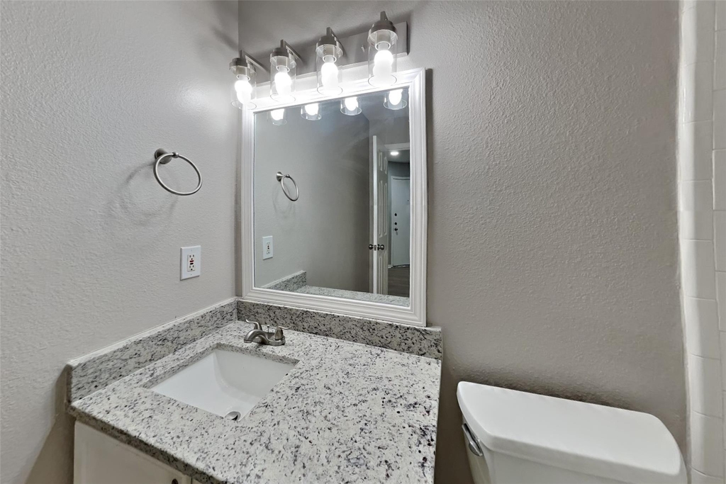 19307 Royal Isle Drive - Photo 15