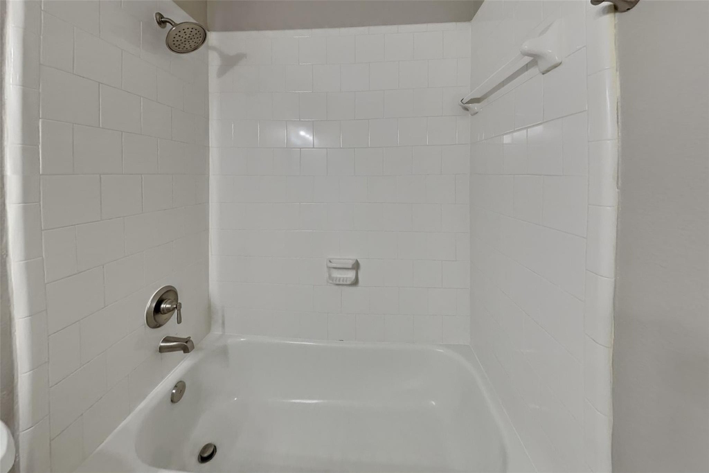 19307 Royal Isle Drive - Photo 16
