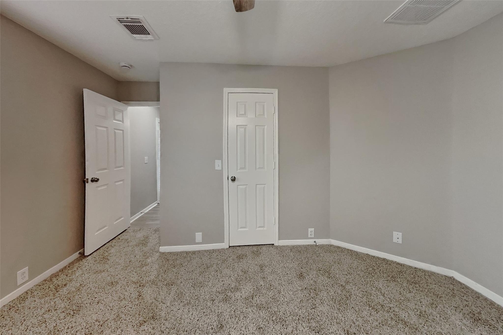 19307 Royal Isle Drive - Photo 6