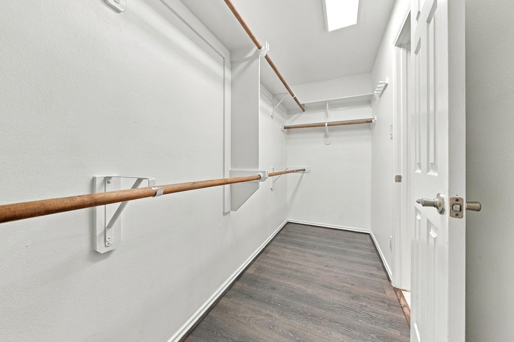 6806 Topsfield Point Drive - Photo 9