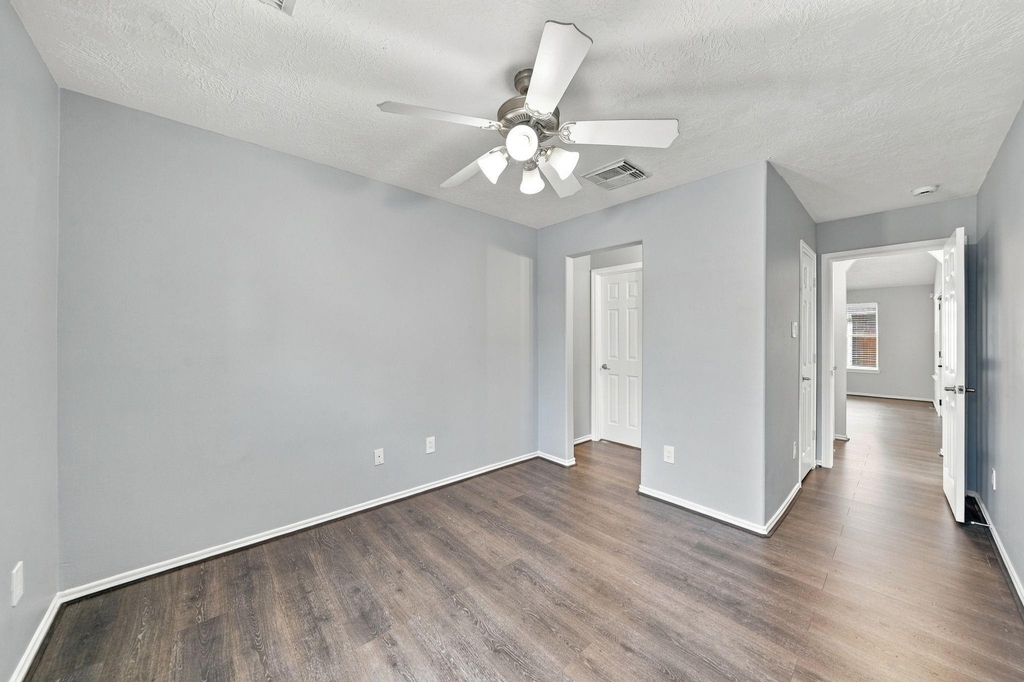6806 Topsfield Point Drive - Photo 11