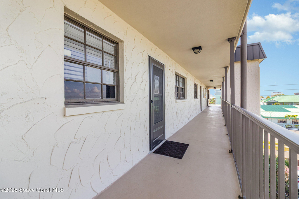 4105 Ocean Beach Boulevard - Photo 2