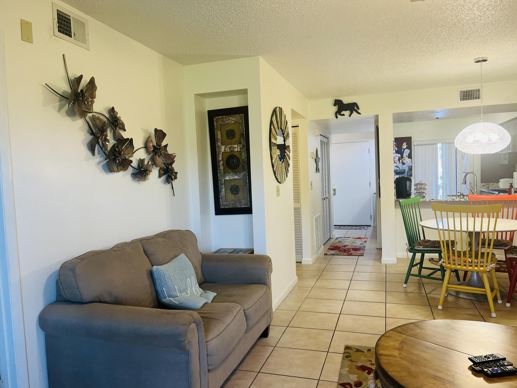 200 International Drive - Photo 5