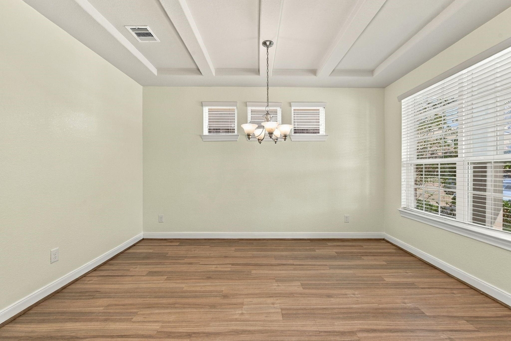 24250 Prairie Glen Lane - Photo 7