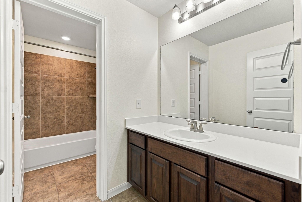 24250 Prairie Glen Lane - Photo 29