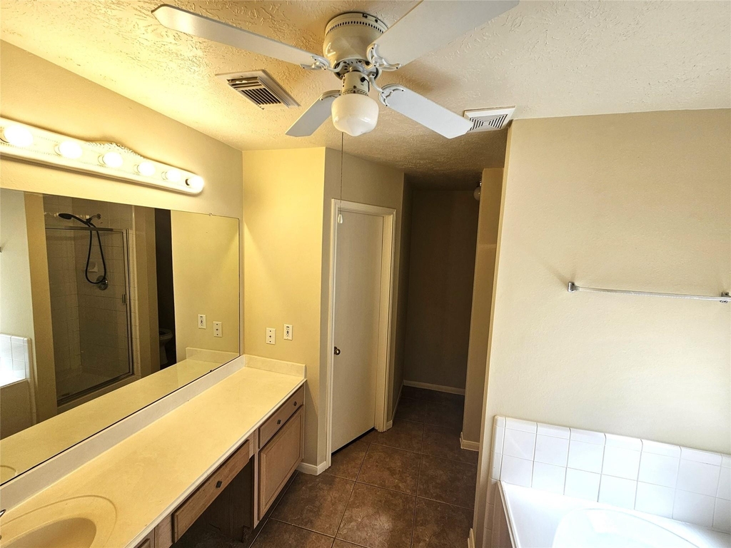 23127 N Waterlake - Photo 2