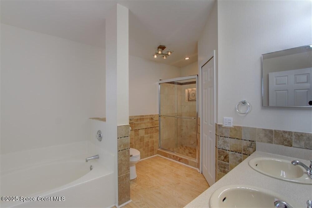 2138 Caledonia Place - Photo 24