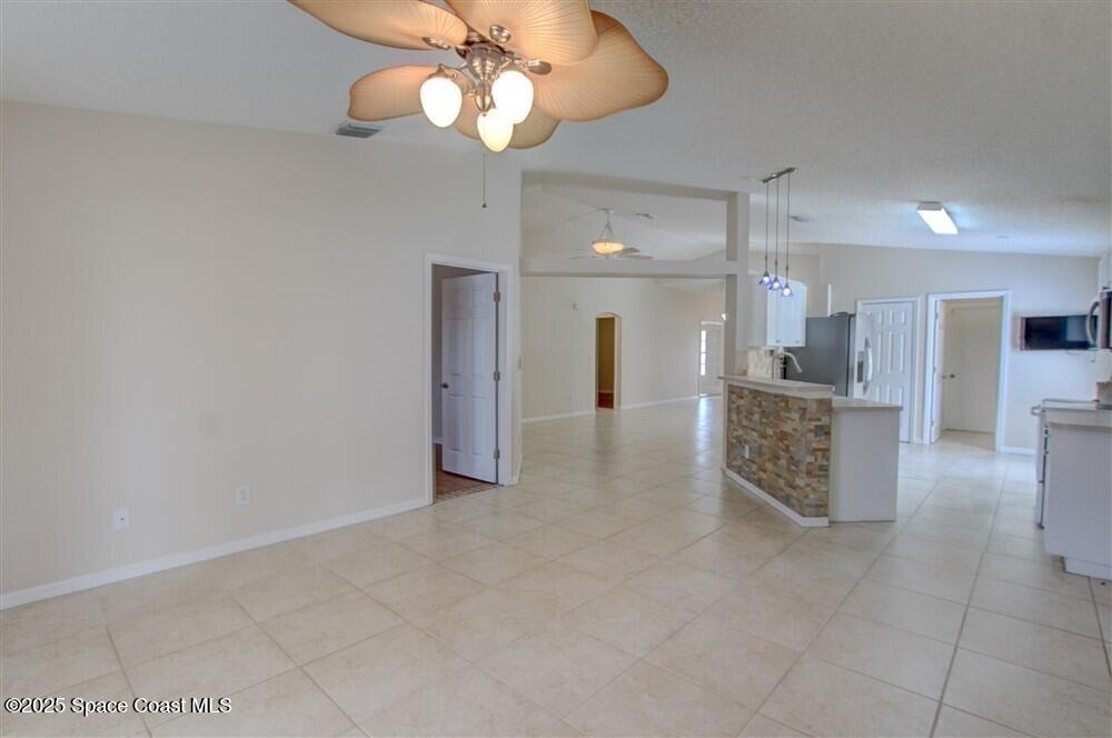 2138 Caledonia Place - Photo 22