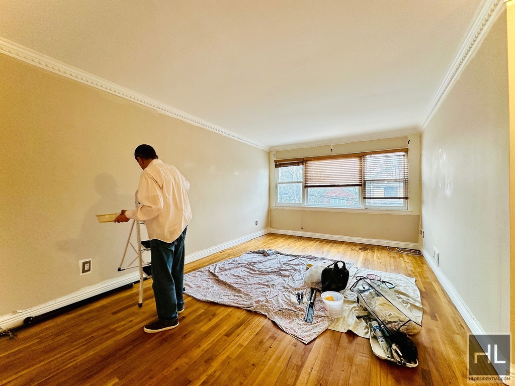Griswold Avenue - Photo 3