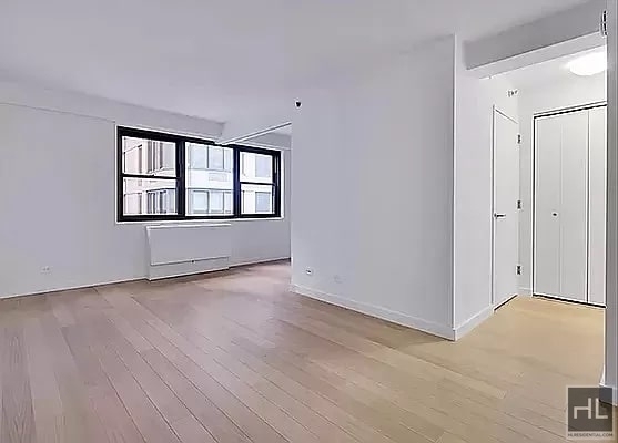 East 39th Street - Photo 1