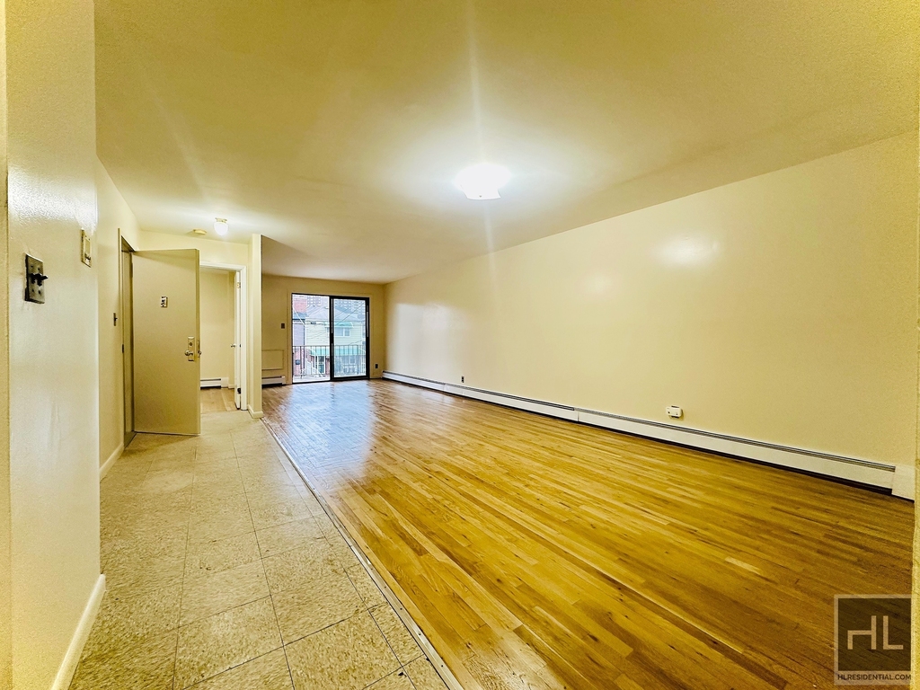 Ely Avenue - Photo 1