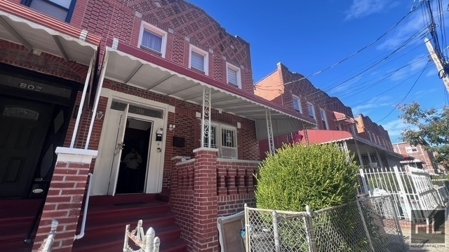 798 Miller Avenue - Photo 16
