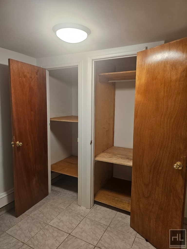 872 East 48 Street - Photo 8