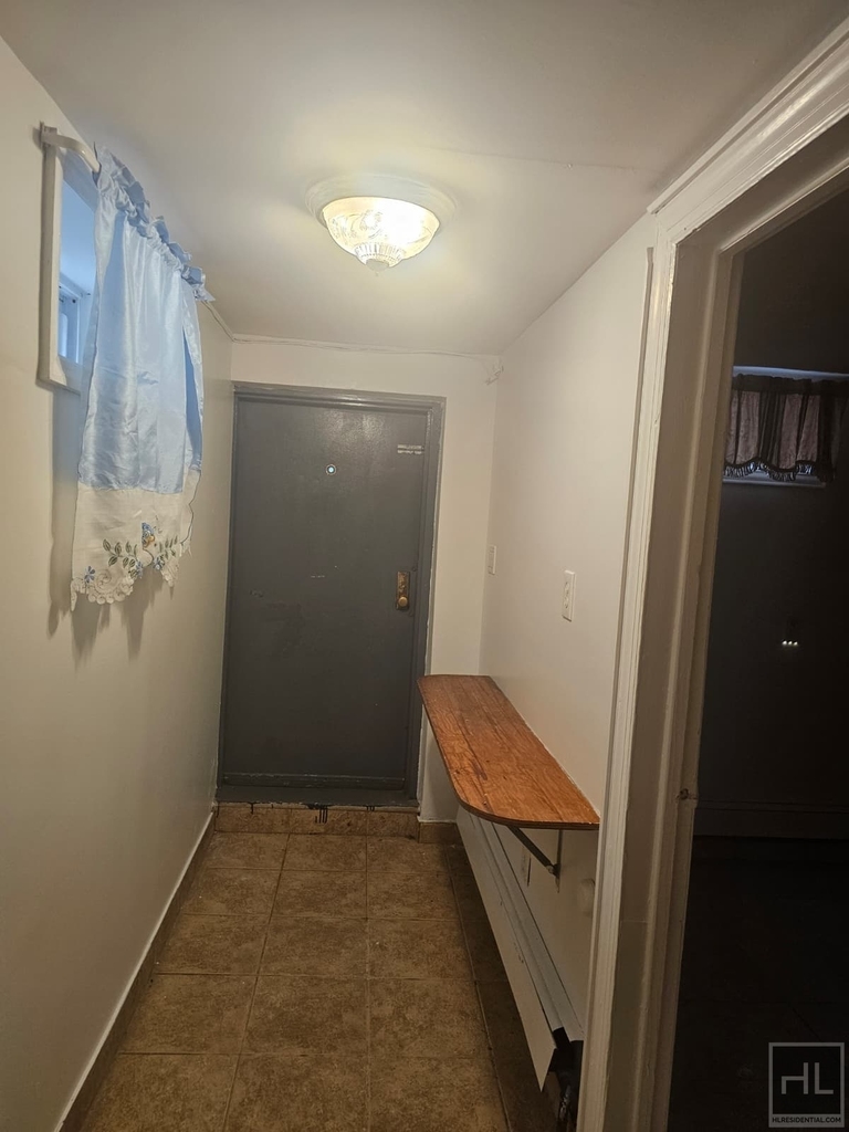 872 East 48 Street - Photo 14