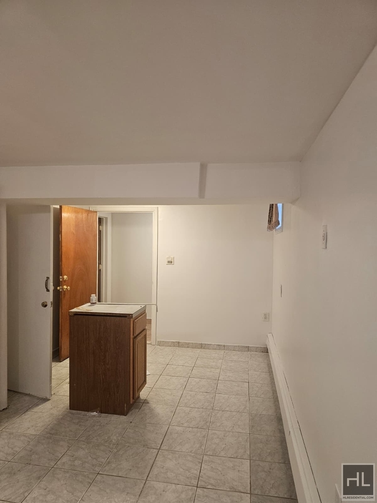 872 East 48 Street - Photo 12