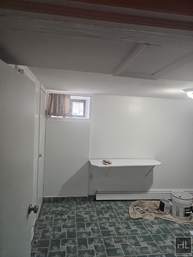 872 East 48 Street - Photo 16