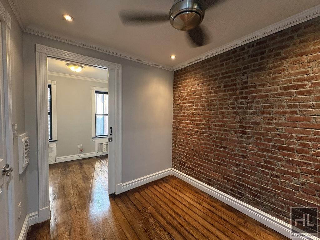 West 53 Street - Photo 0